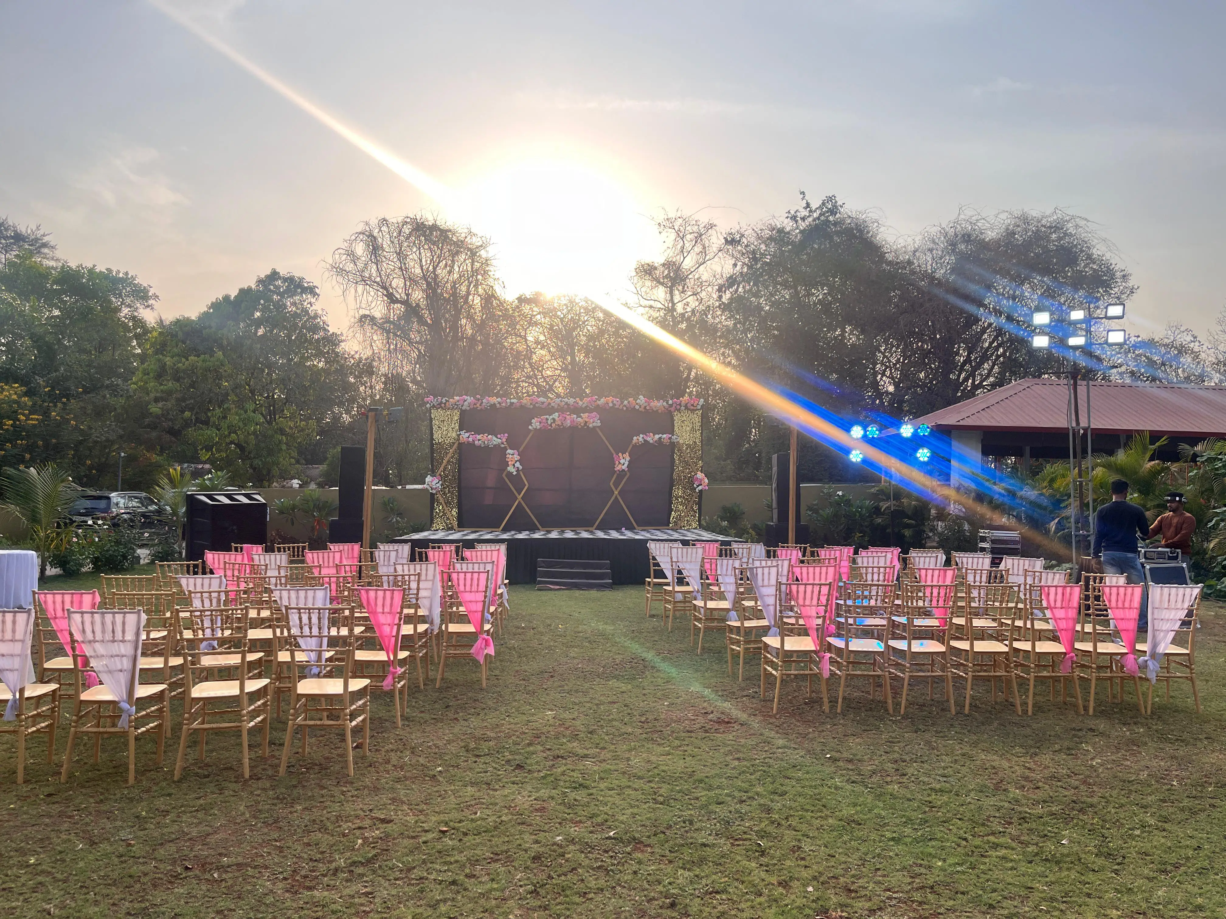 How to Plan a Destination Wedding